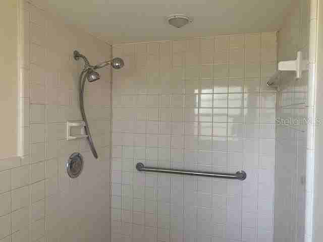 5613 Castle Oak Ct - Photo 7 of 27