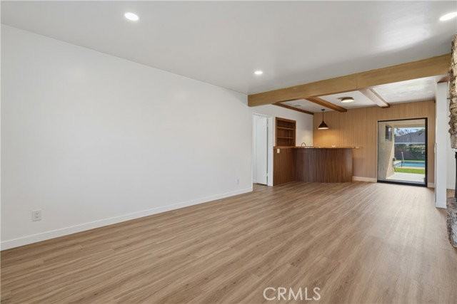 9060 Suva St - Photo 5 of 8