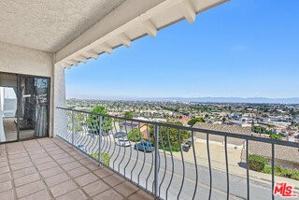 featured image of 4238 Mesa St