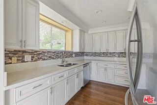 4238 Mesa St - Photo 5 of 8