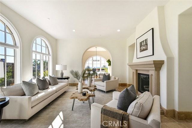 64 Archipelago Dr - Photo 2 of 8