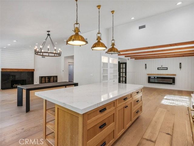 4289 Aleman Dr - Photo 5 of 8