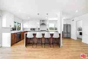 featured image of 6426 Ellenview Ave