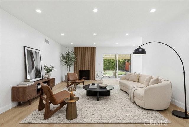 16507 Calahan St - Photo 3 of 8