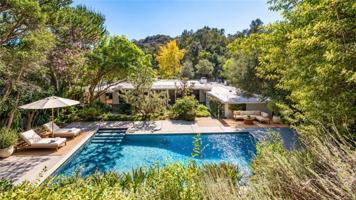 featured image of 12049 Iredell St