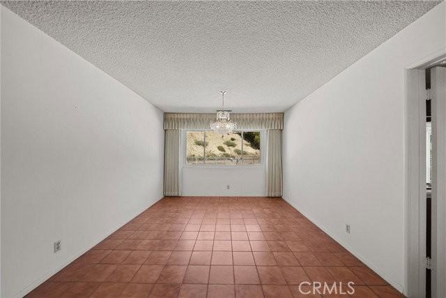 2420 Delisle Ct - Photo 6 of 8