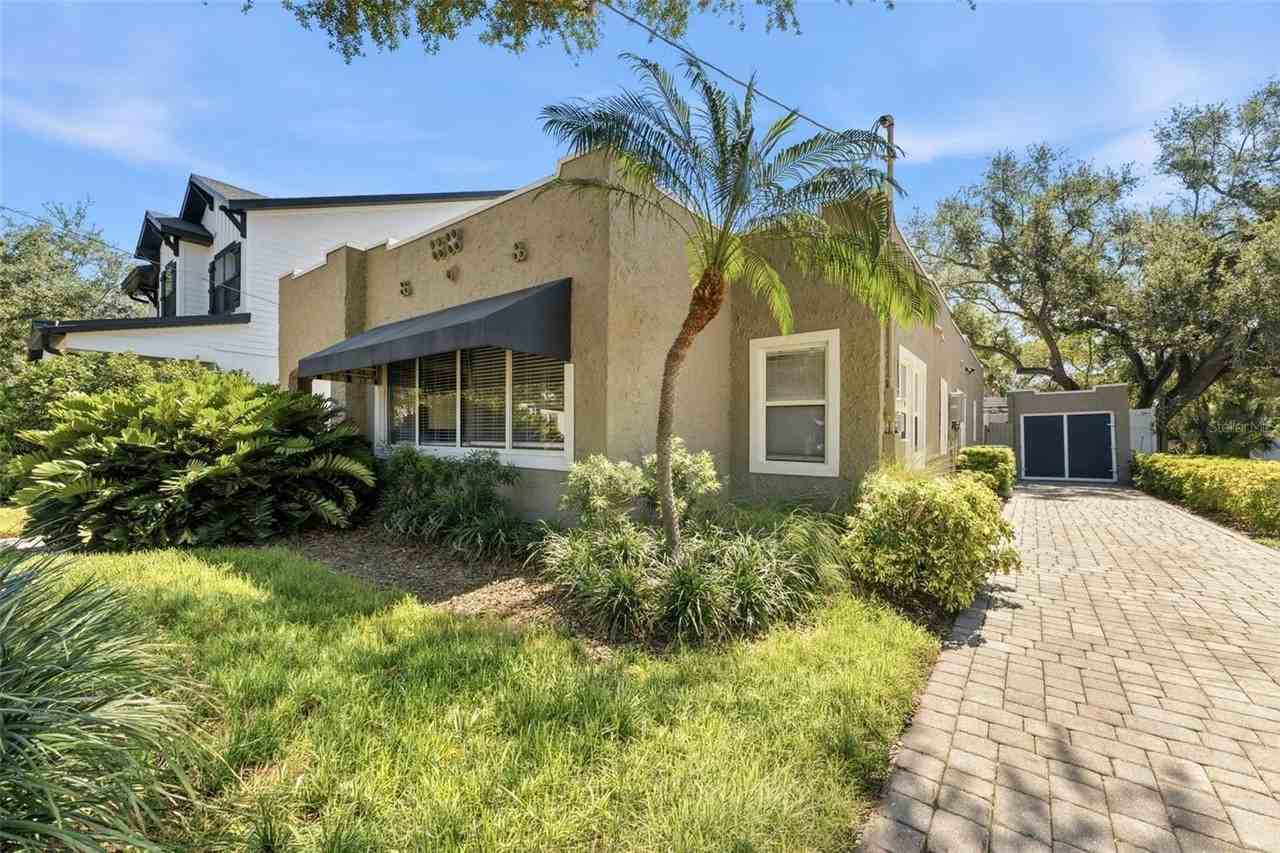 1618 S Arrawana Ave - Photo 3 of 42