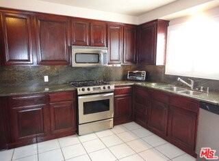 11838 Kiowa Ave #401 - Photo 5 of 8