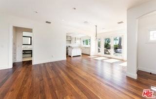 2101 Navy St - Photo 7 of 8