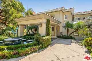 1328 Las Pulgas Rd - Photo 2 of 8