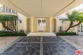 1328 Las Pulgas Rd - Photo 3 of 8