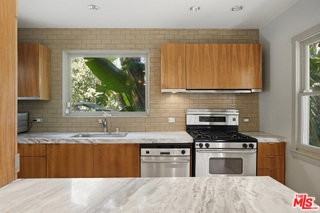 8618 Appian Way - Photo 3 of 7