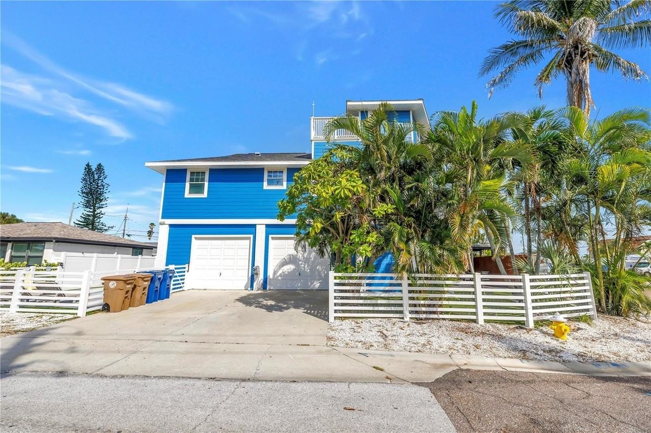 14500 N Bayshore Dr - Photo 4 of 50