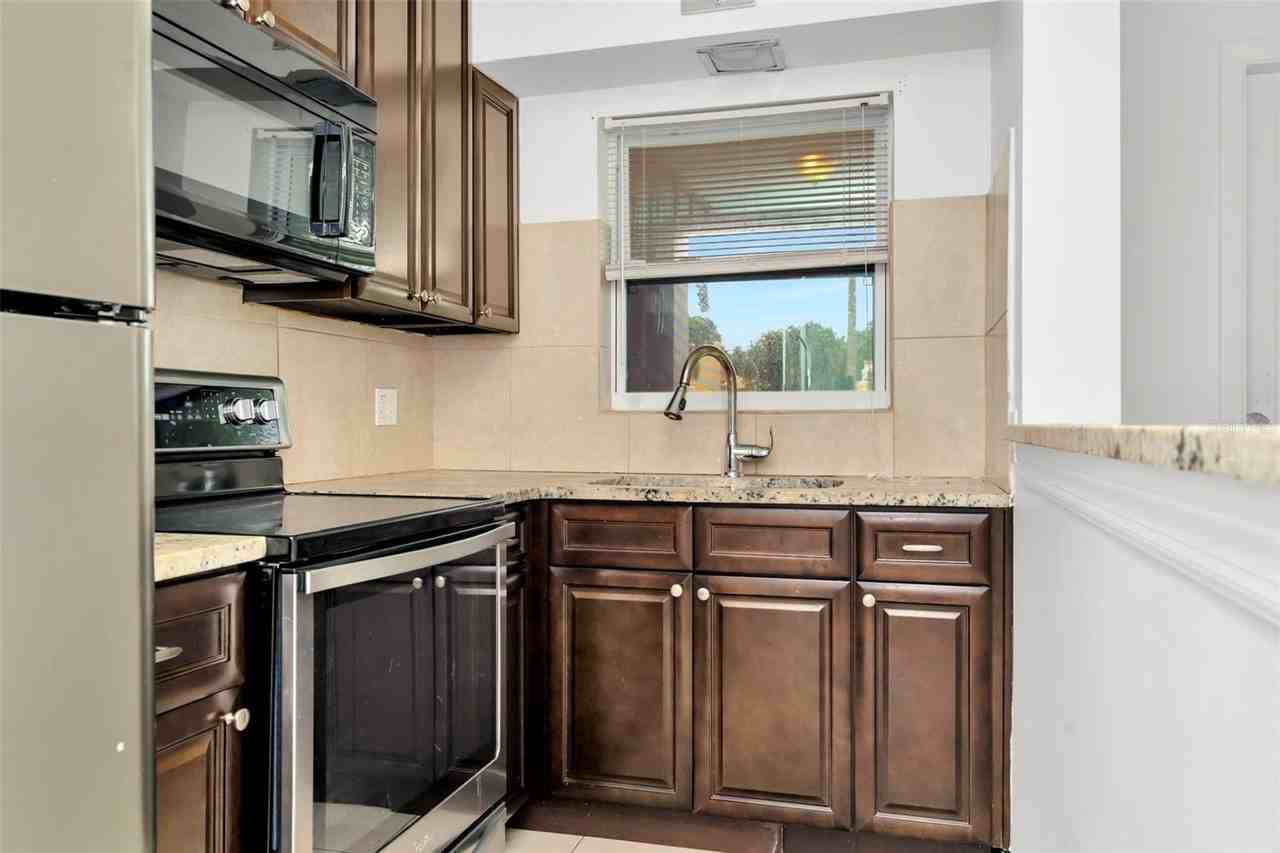 3700 Haines Rd N #6 - Photo 5 of 22