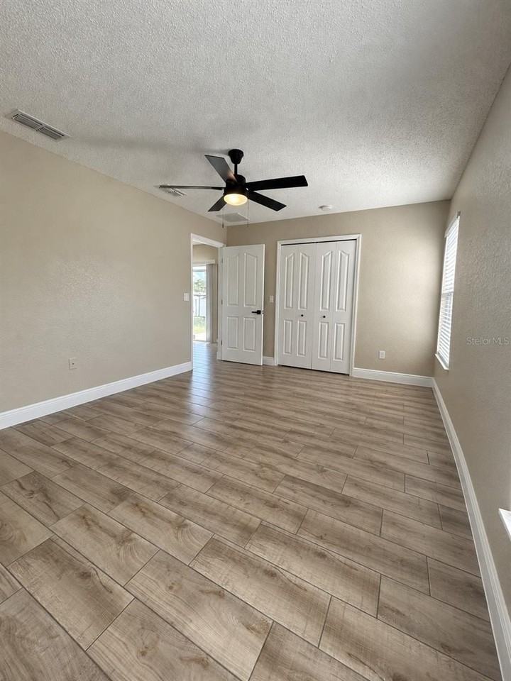 10500 Timbercrest Rd - Photo 7 of 19
