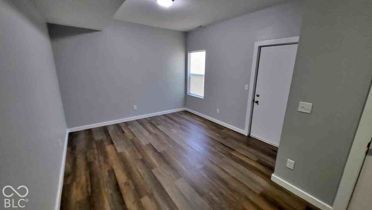 517 N Oxford St #B - Photo 6 of 15
