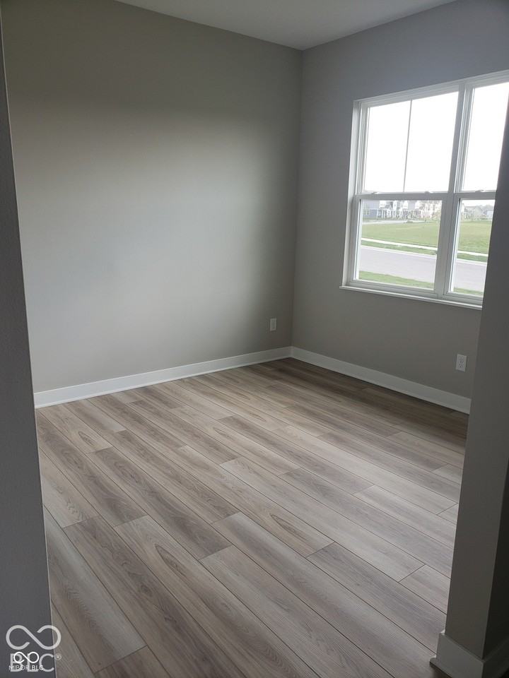 1937 Mildred Rd - Photo 5 of 27