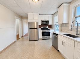 featured image of 50 Lambert St #3