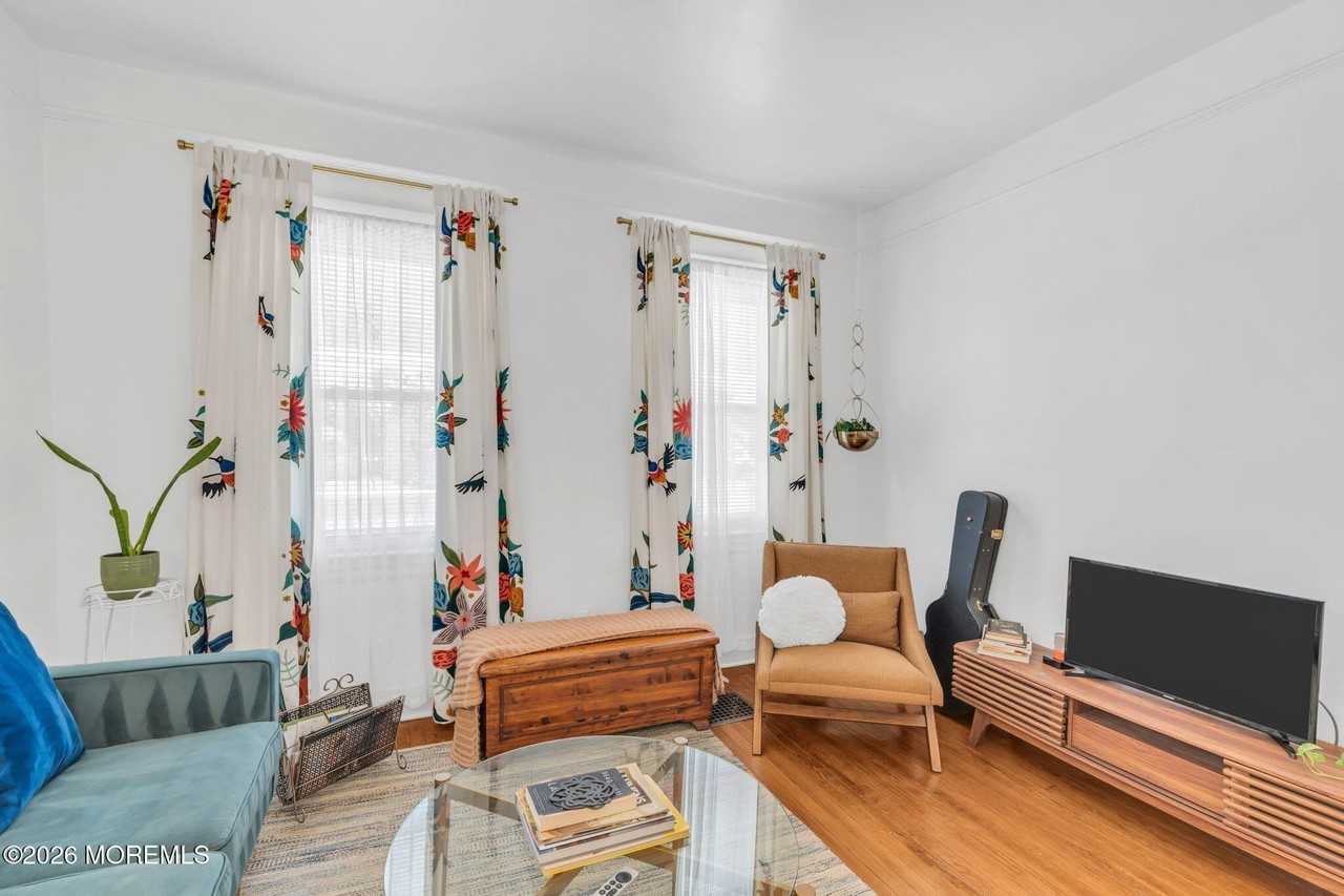 1409 Bangs Ave #1 - Photo 3 of 17