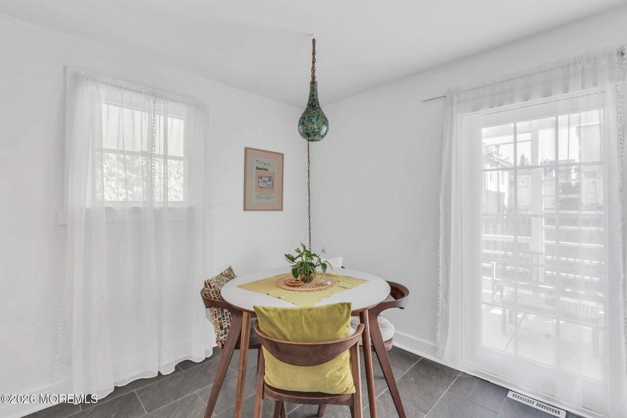 1409 Bangs Ave #1 - Photo 6 of 17