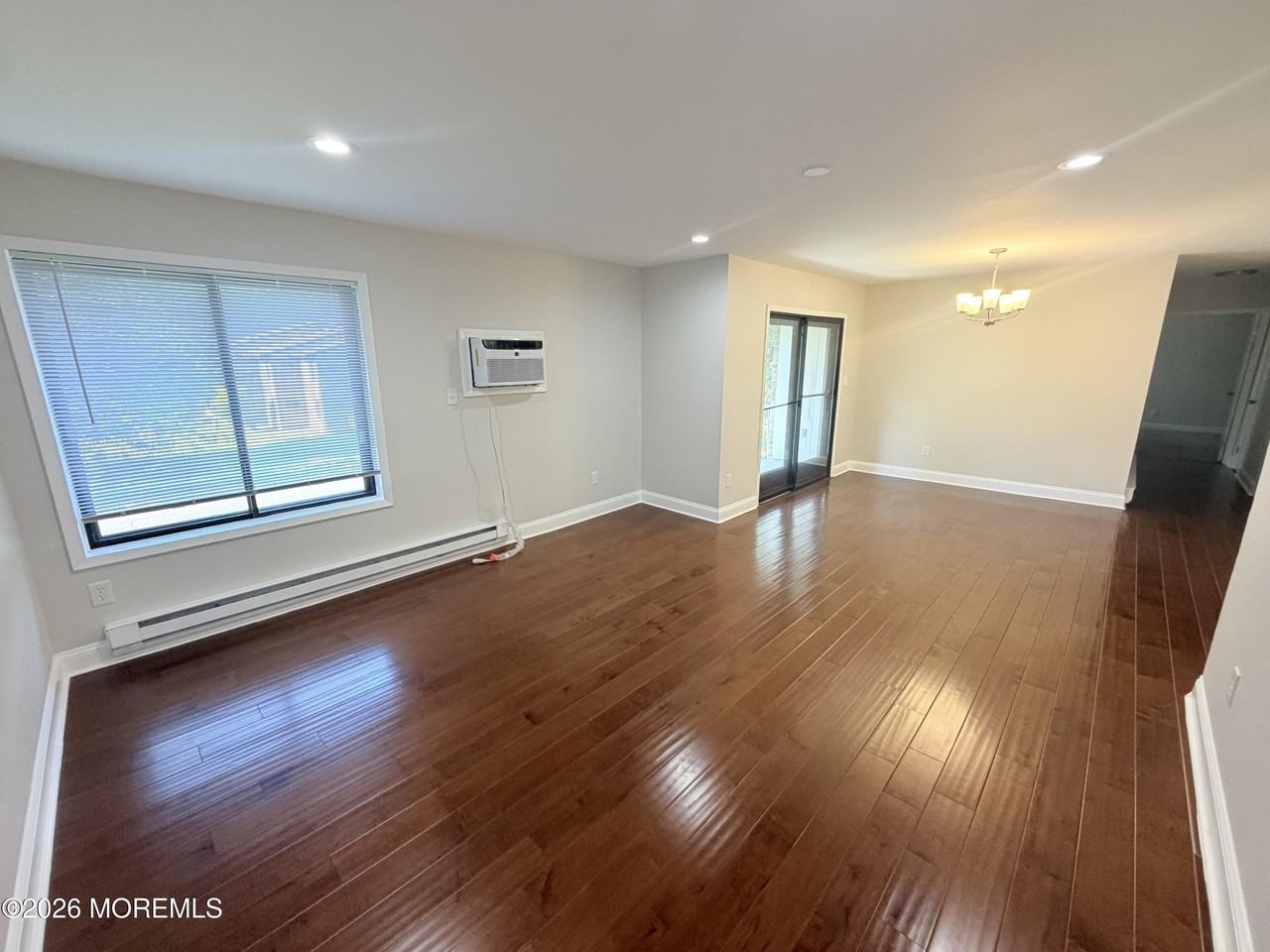 35 Amberly Dr #J - Photo 3 of 14