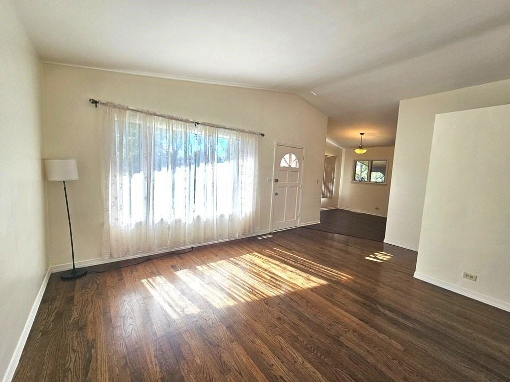 8522 W Normal Ave - Photo 2 of 35