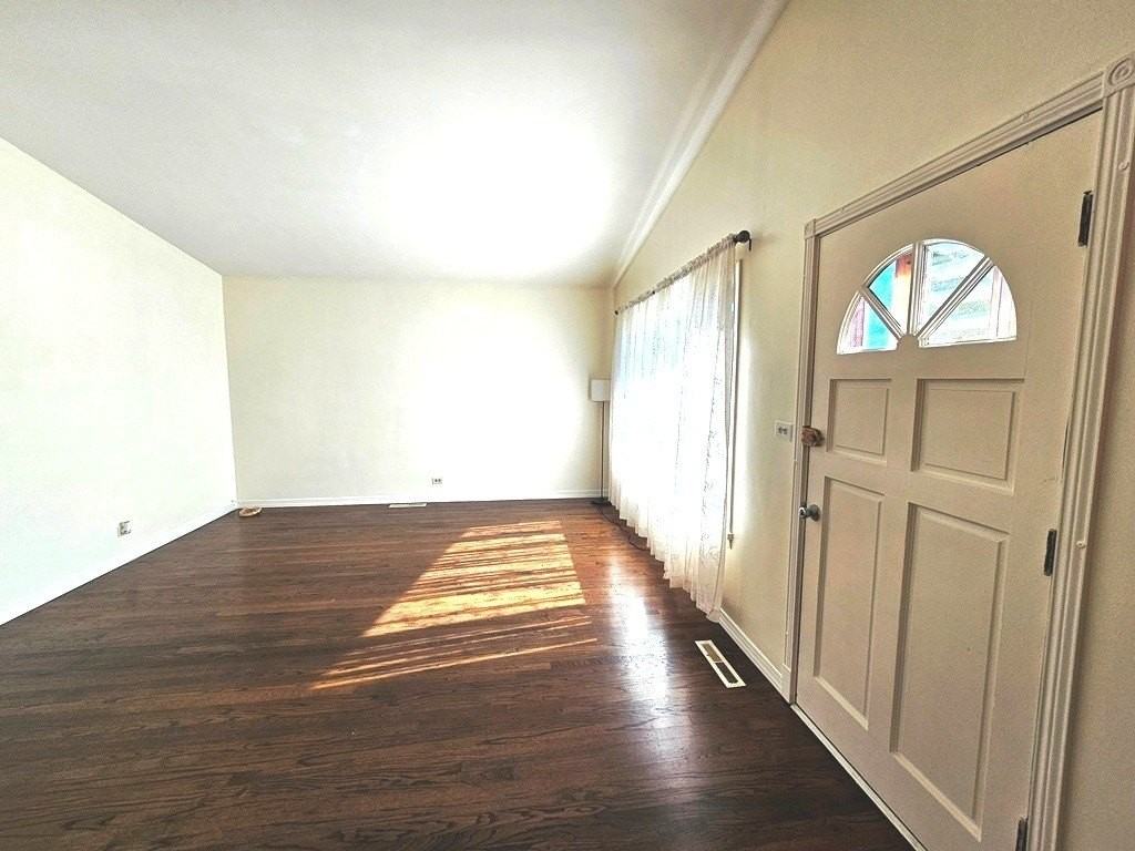 8522 W Normal Ave - Photo 3 of 35