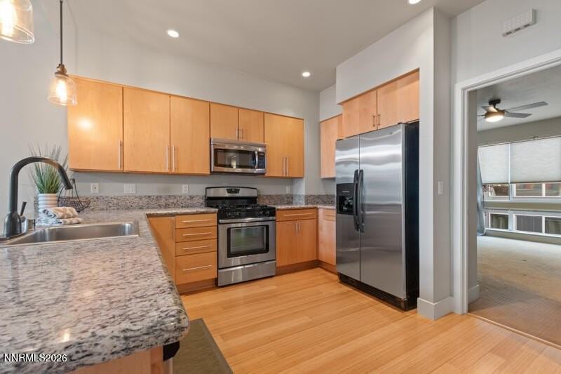 374 State St - Photo 3 of 16