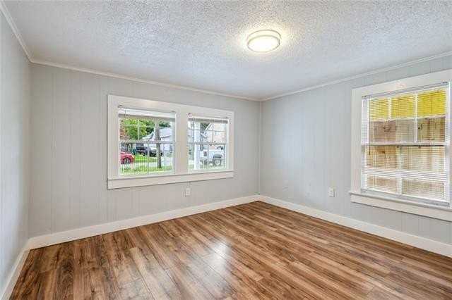 910 Claiborne Dr - Photo 7 of 25
