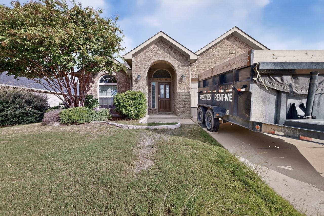 16313 Amistad Ave - Photo 2 of 40