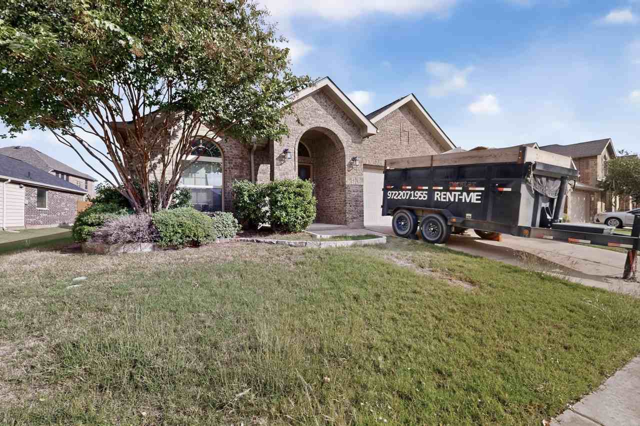 16313 Amistad Ave - Photo 4 of 40