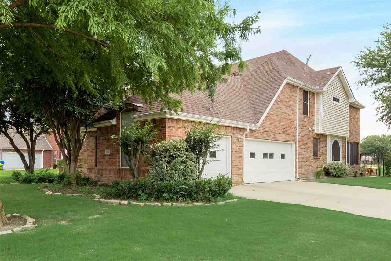 10117 Waterview Pkwy - Photo 3 of 33