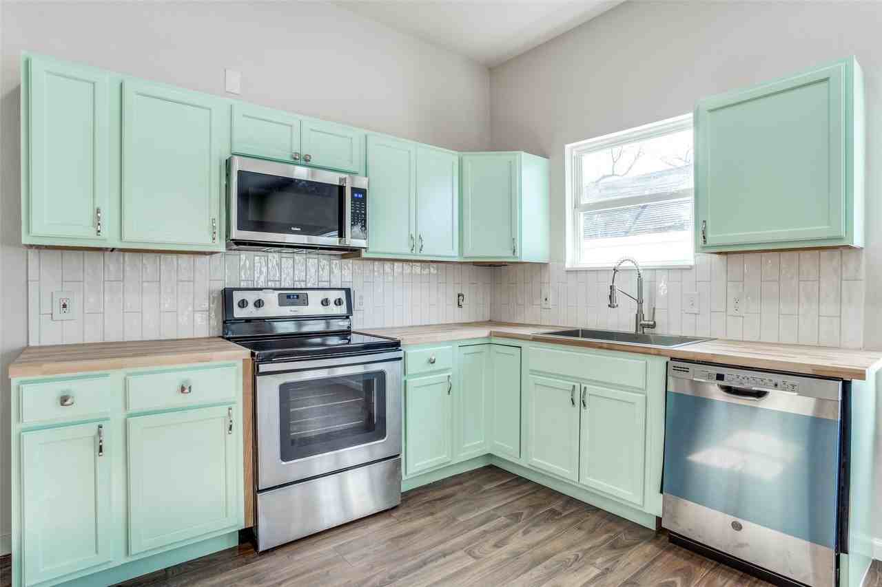 2316 Marburg St - Photo 4 of 11