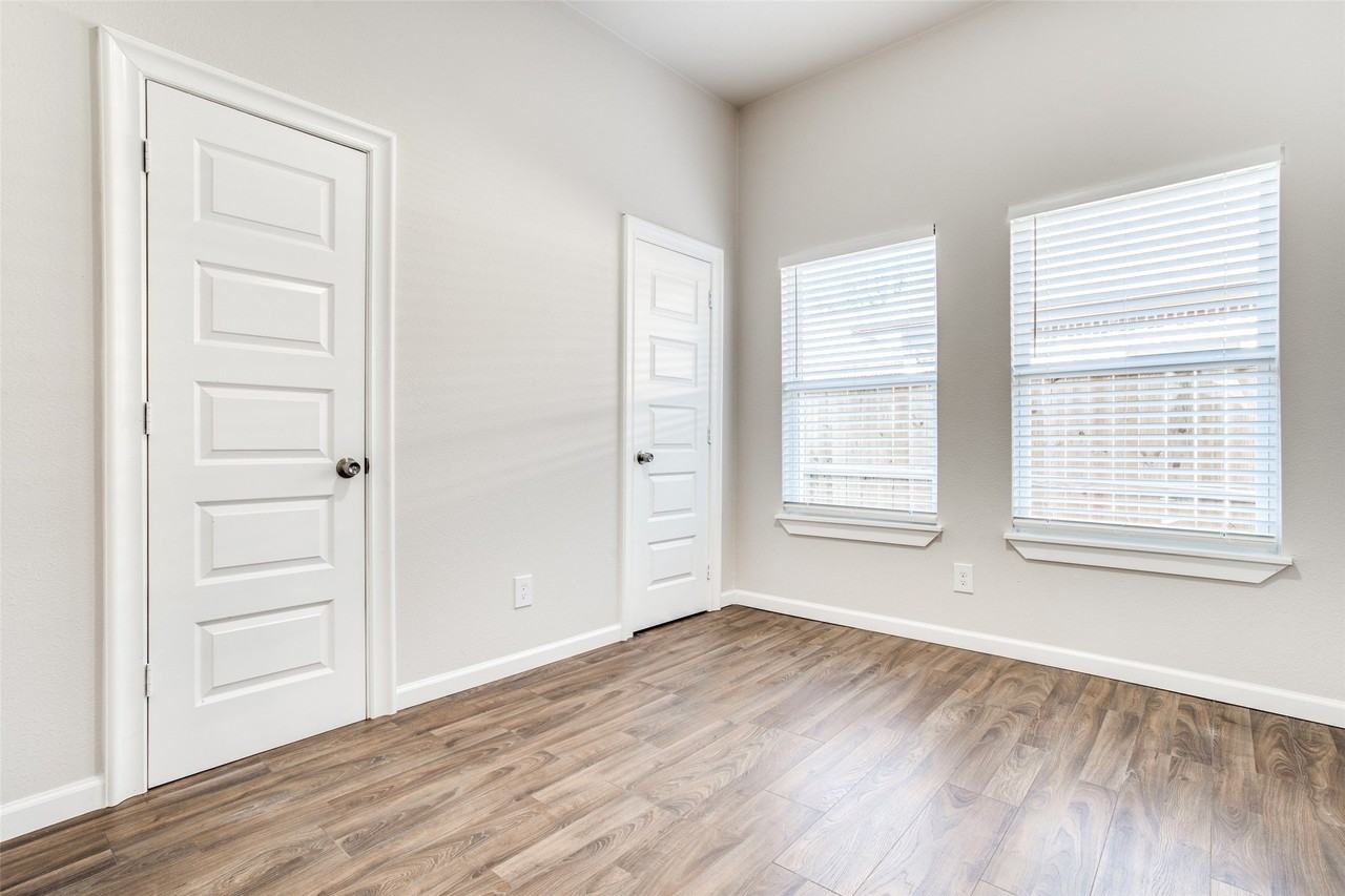2316 Marburg St - Photo 7 of 11