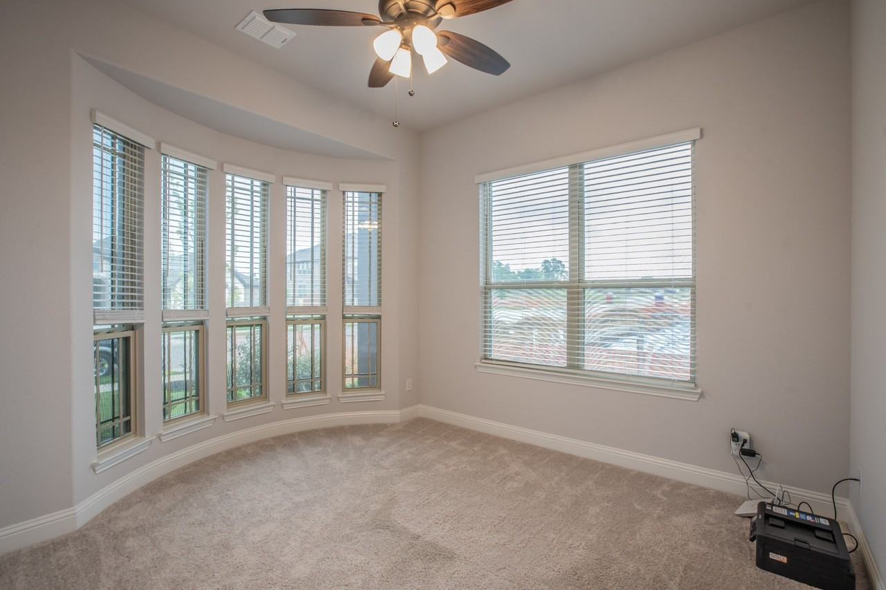 2408 Rileigh Ln - Photo 3 of 40