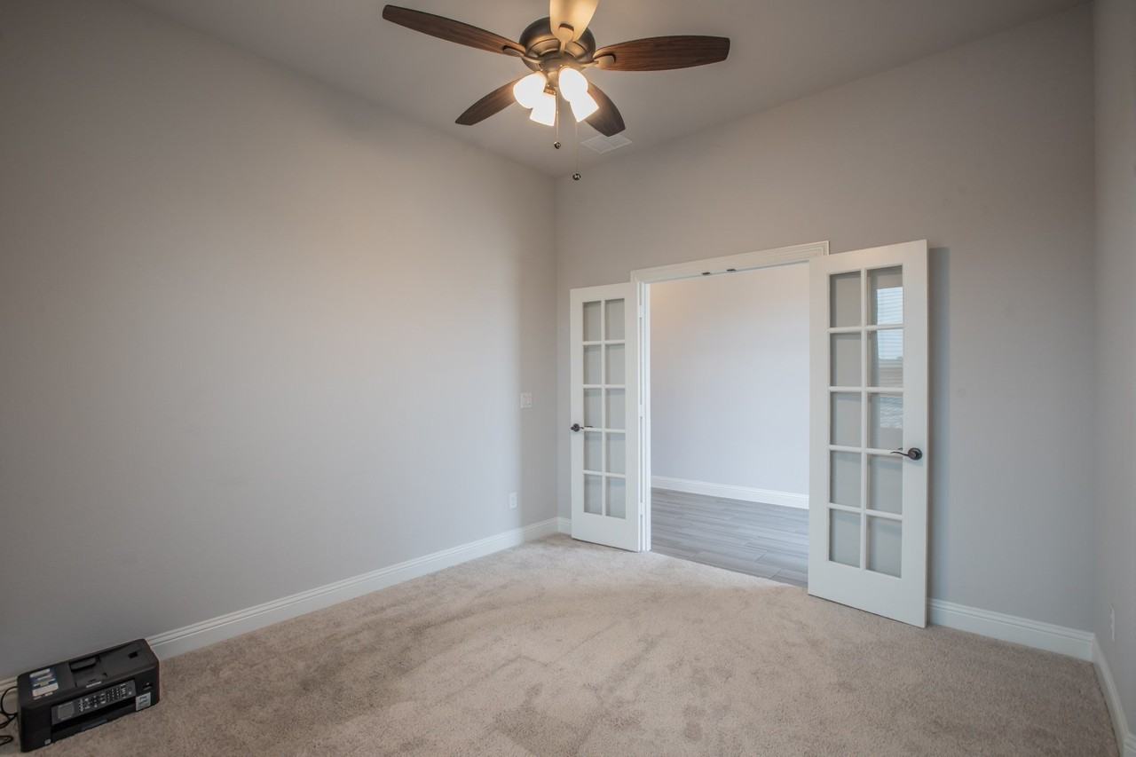 2408 Rileigh Ln - Photo 4 of 40