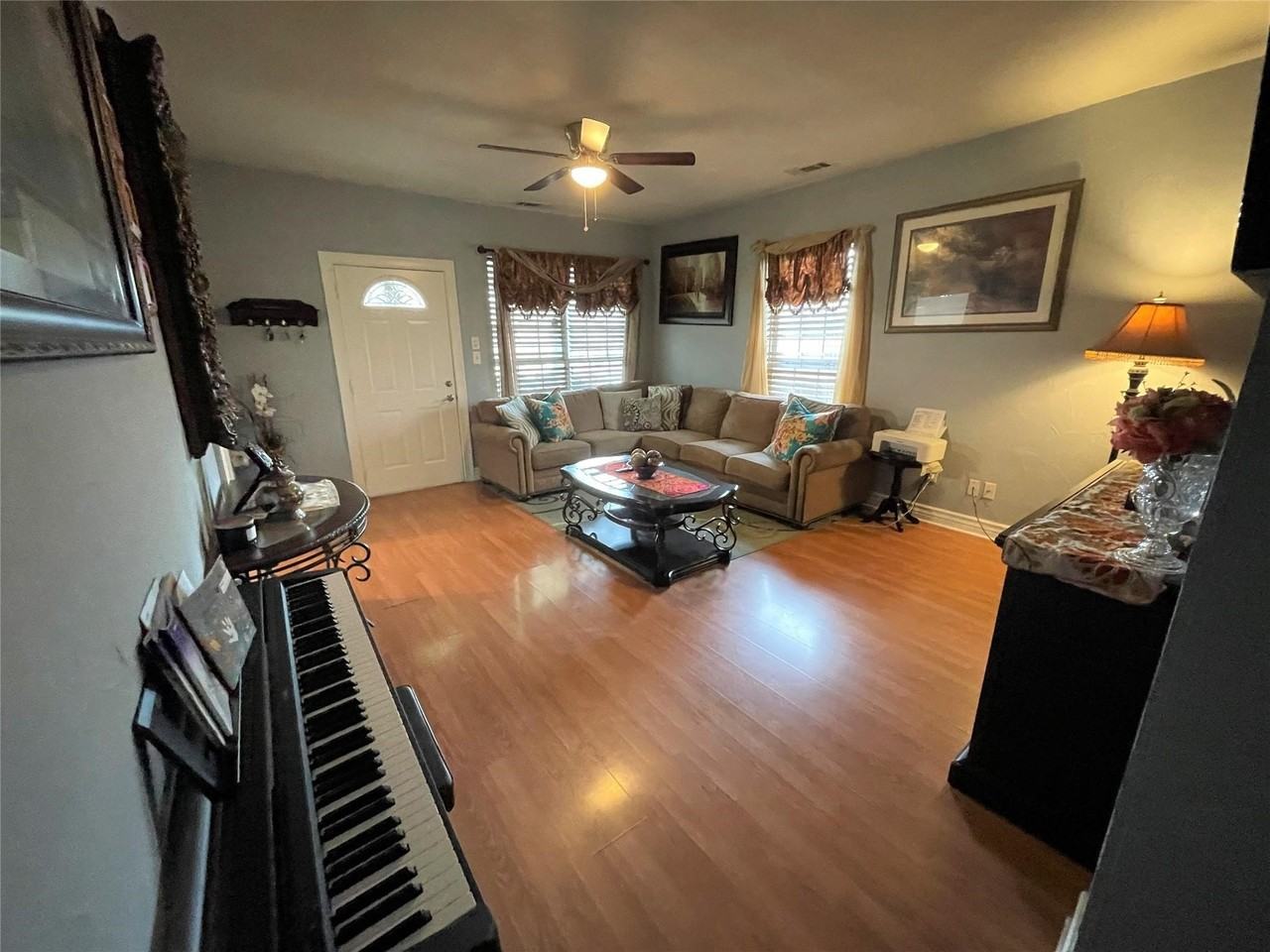 800 N Walnut St - Photo 7 of 15