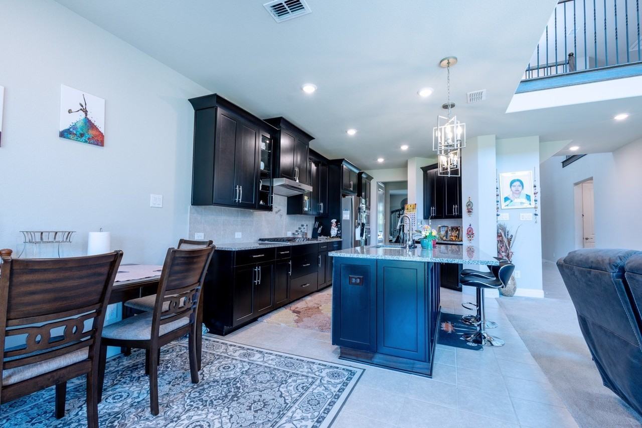 2541 Canary Grass Ln - Photo 6 of 25
