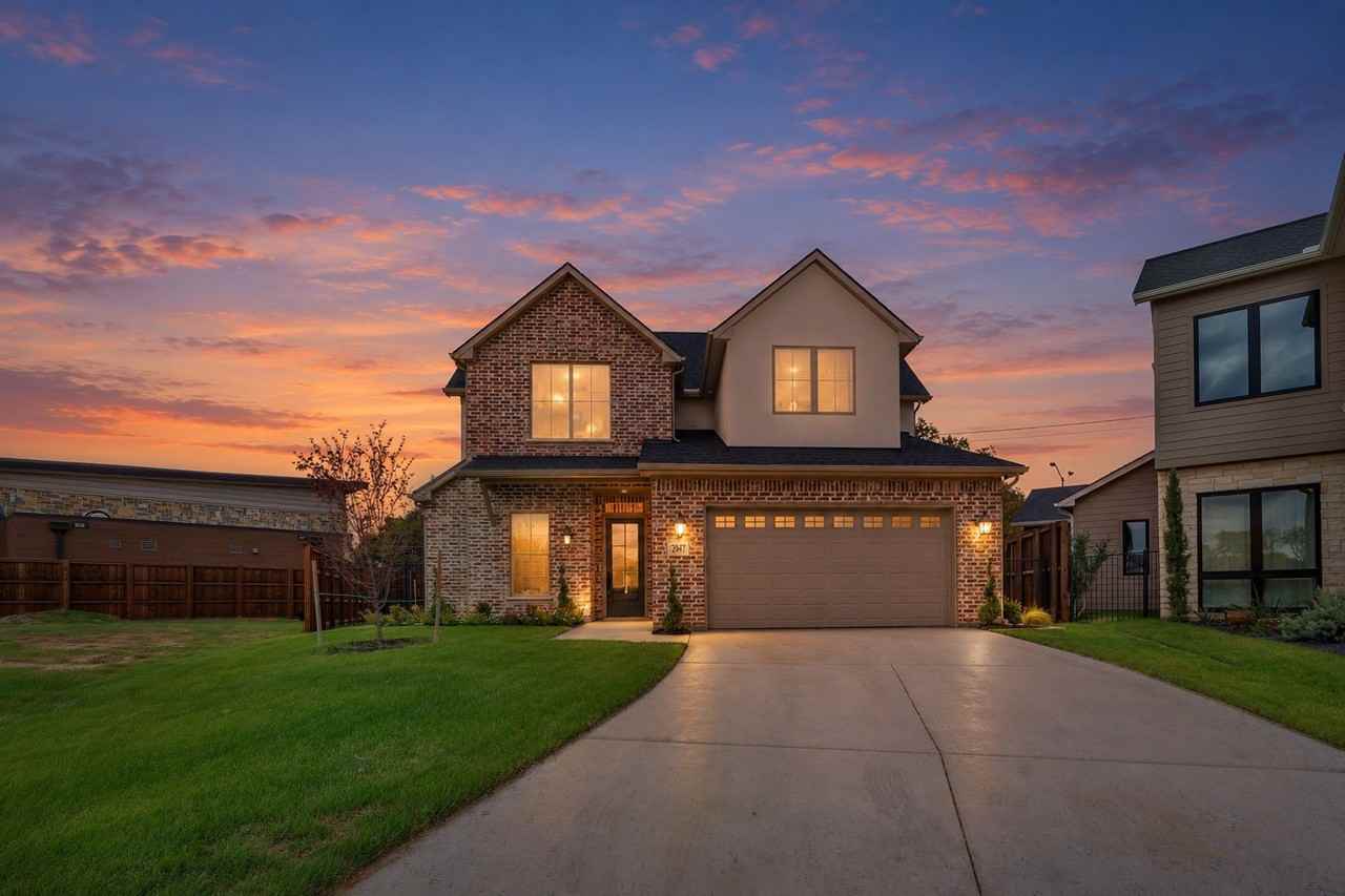 2947 Kosse Ct - Photo 2 of 33