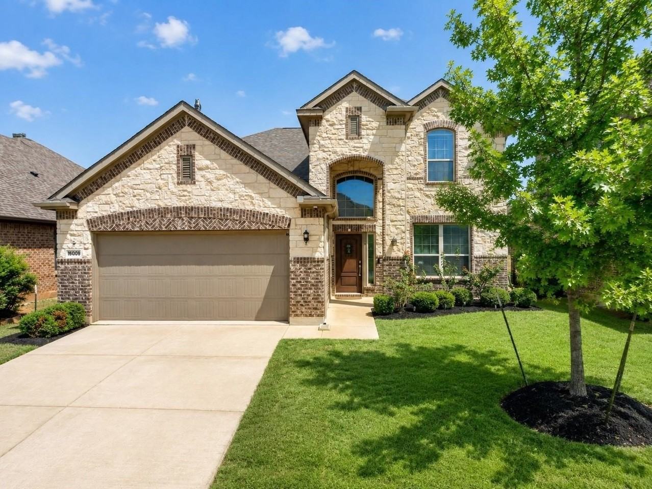 16008 Placid Trl - Photo 2 of 33