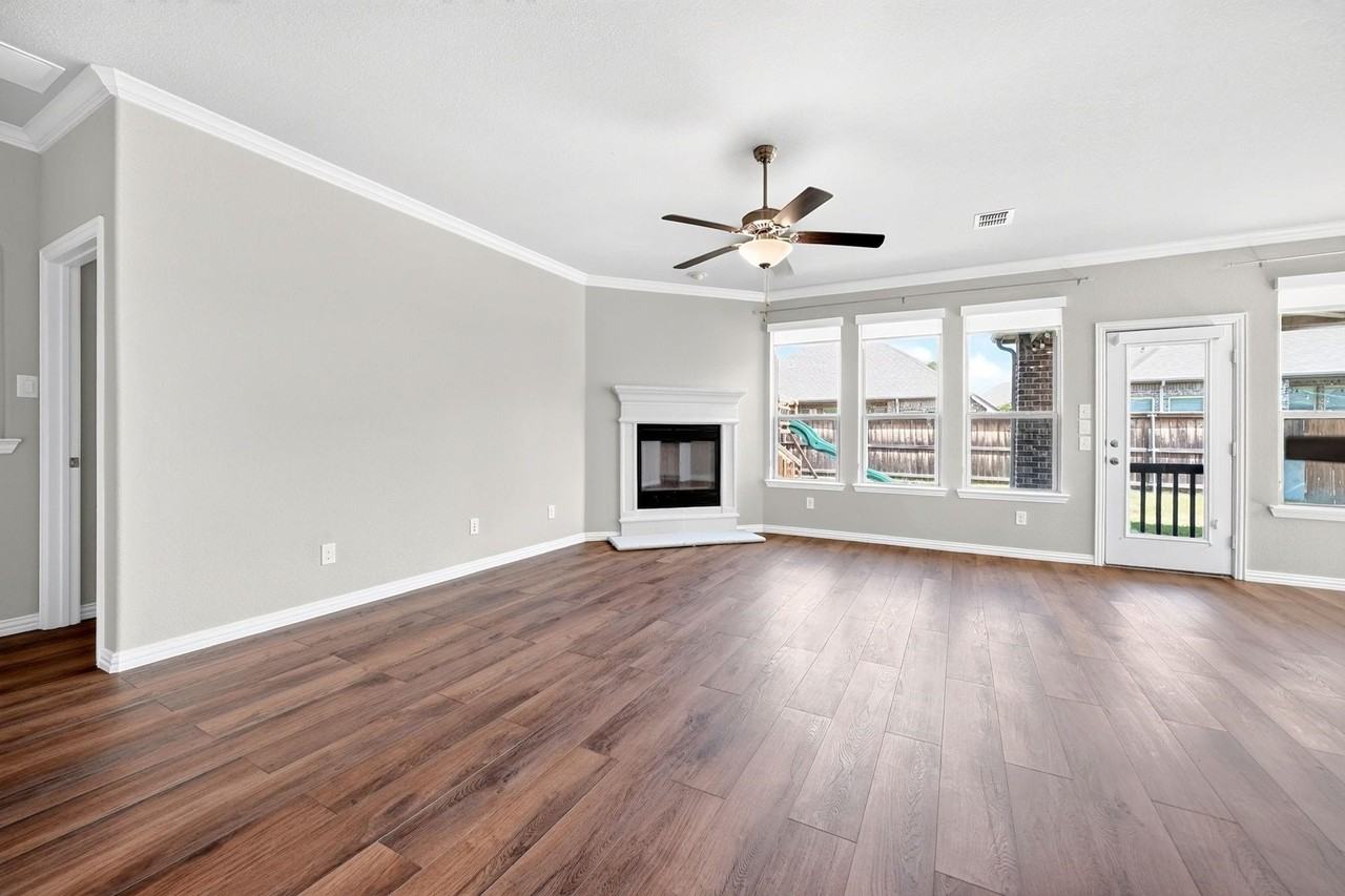 16008 Placid Trl - Photo 6 of 33