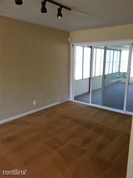 17981 Los Olivos Dr - Photo 2 of 8