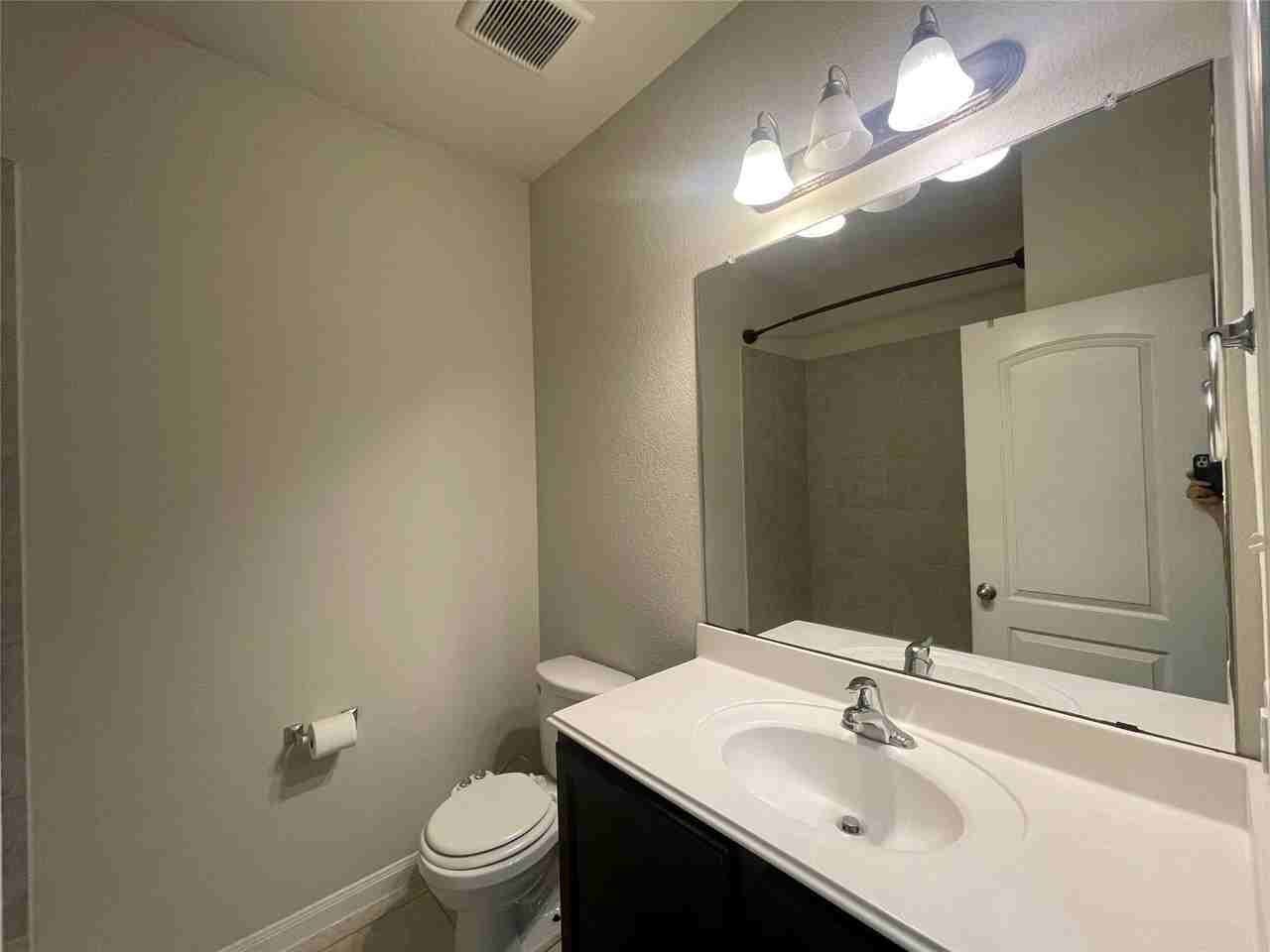4609 Conley Ln - Photo 4 of 17