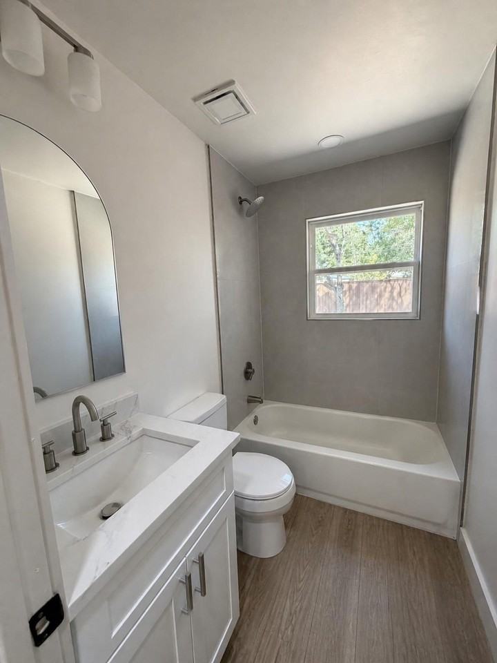 1241 E Pentagon Pkwy - Photo 7 of 16
