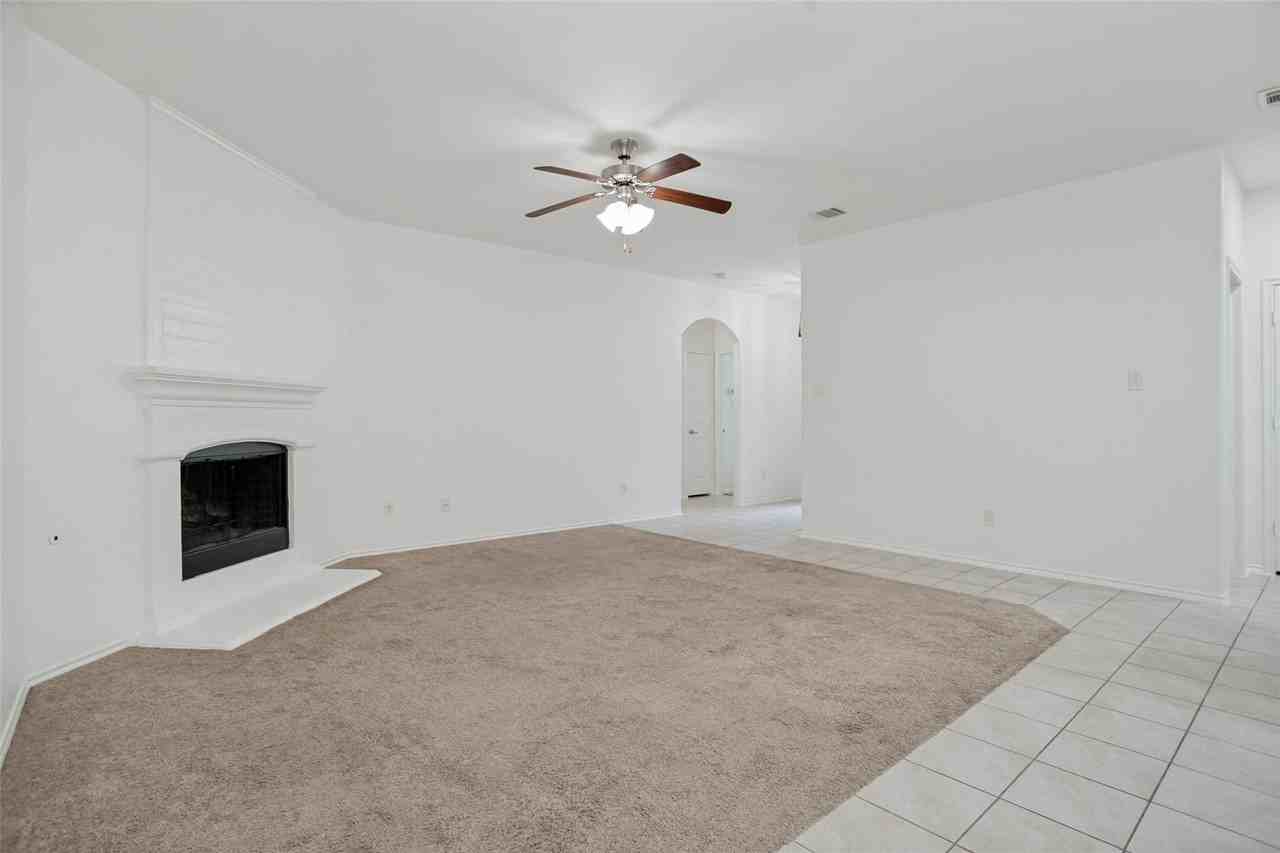 1314 Coleman Dr - Photo 4 of 25