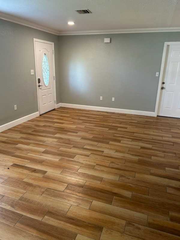 667 Claremont Ave - Photo 2 of 21