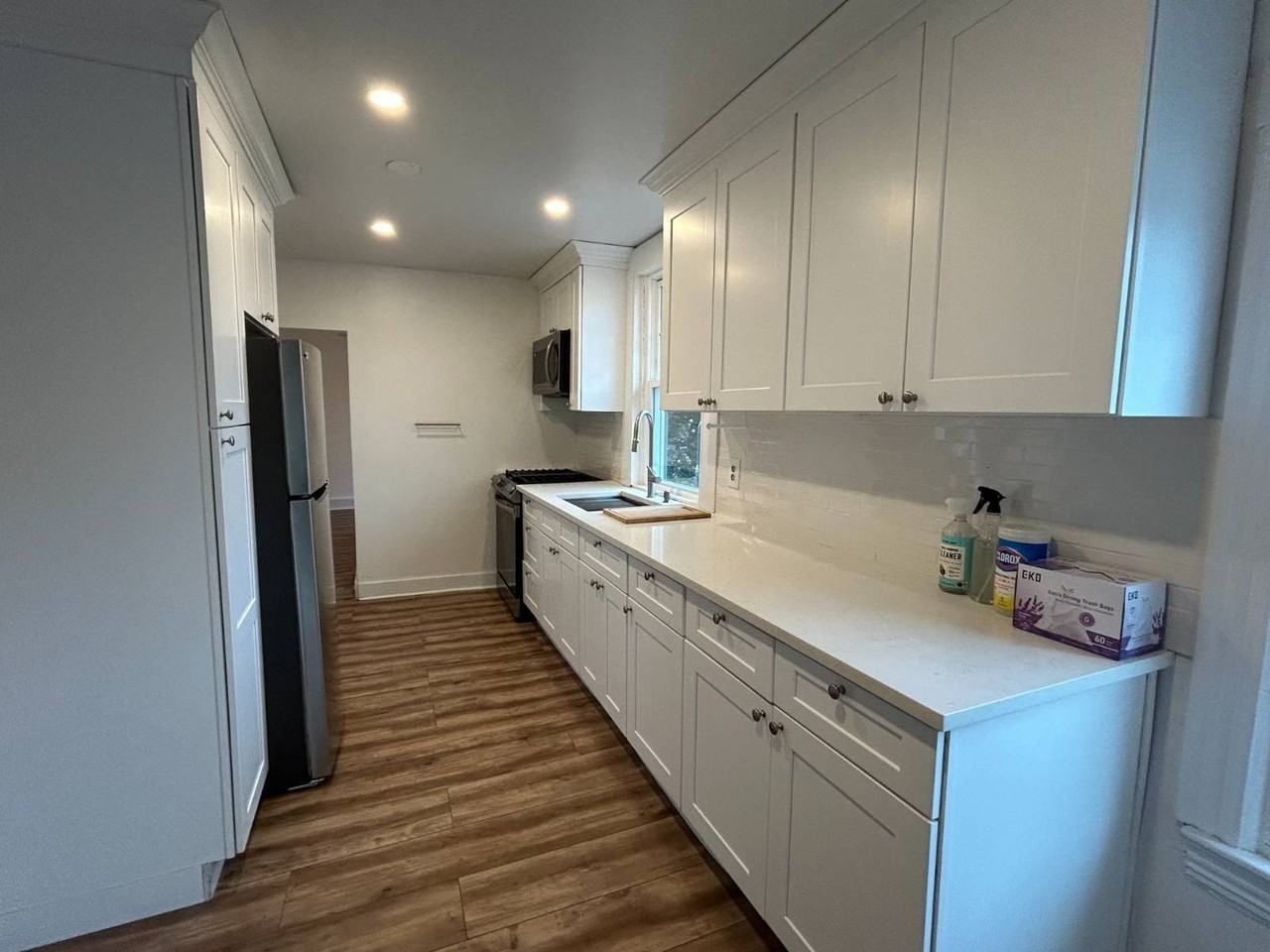 223 Fourth Ave - Photo 2 of 35