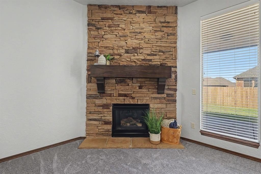 2709 Sw 97th Ct - Photo 5 of 39