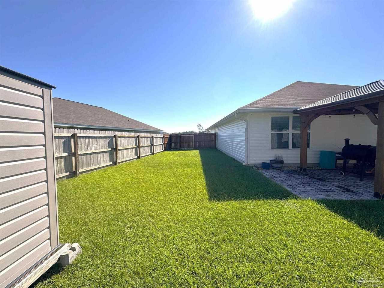 7557 Steeplechase Blvd - Photo 5 of 28