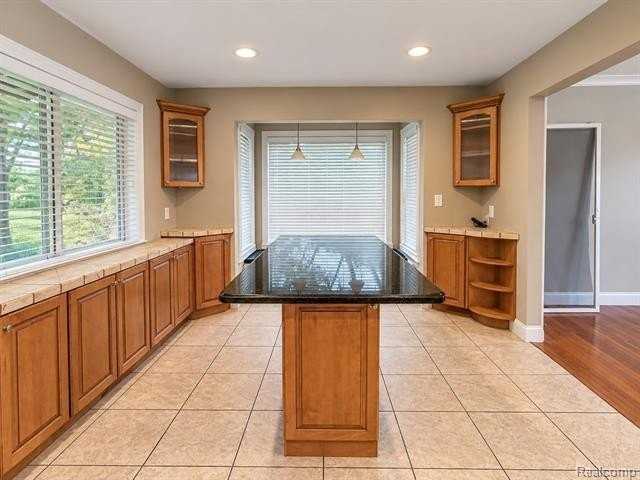 3507 Taggett Lake Ct - Photo 7 of 27